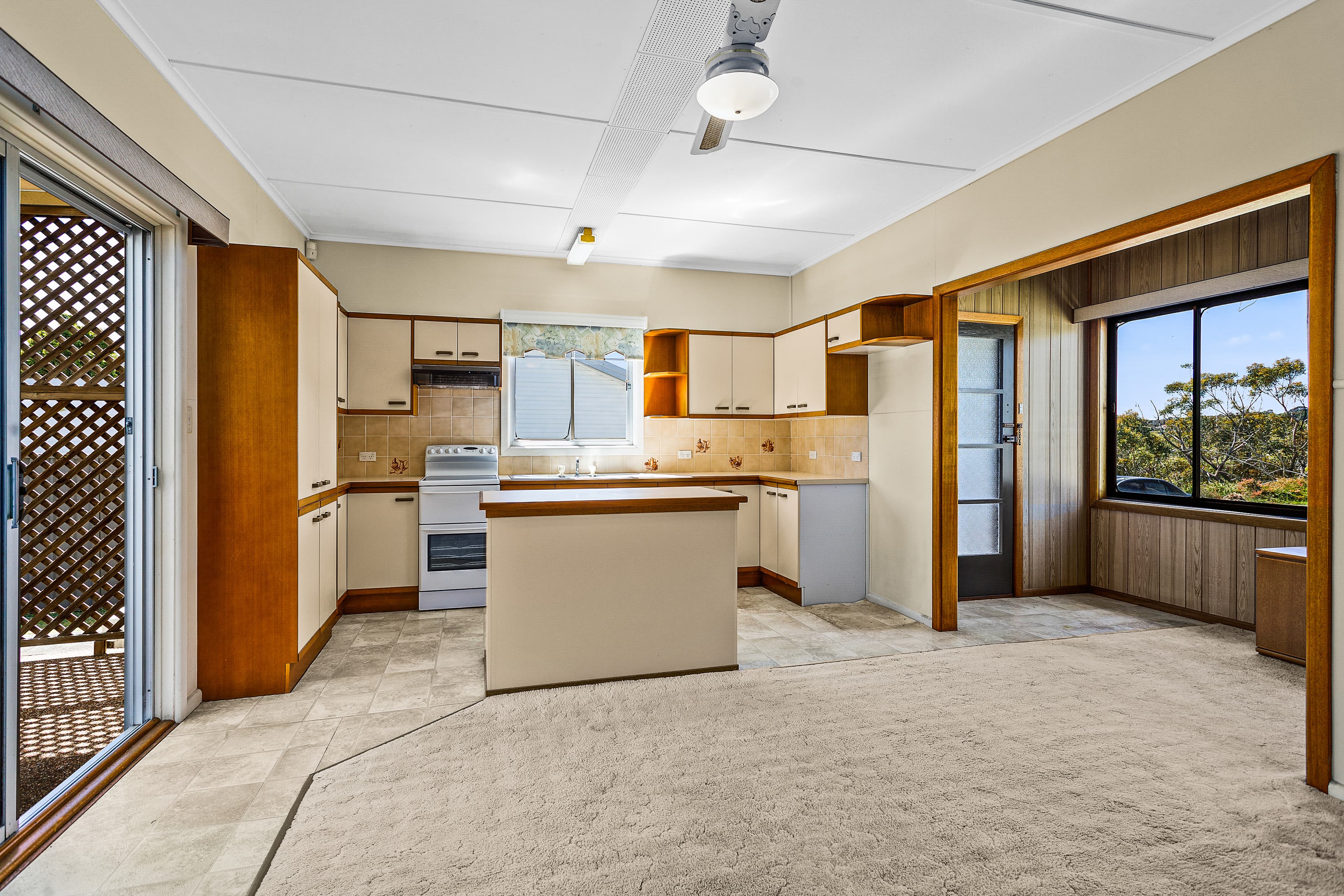 47 Eighth Avenue, Loftus, Loftus - Thumbnail 5