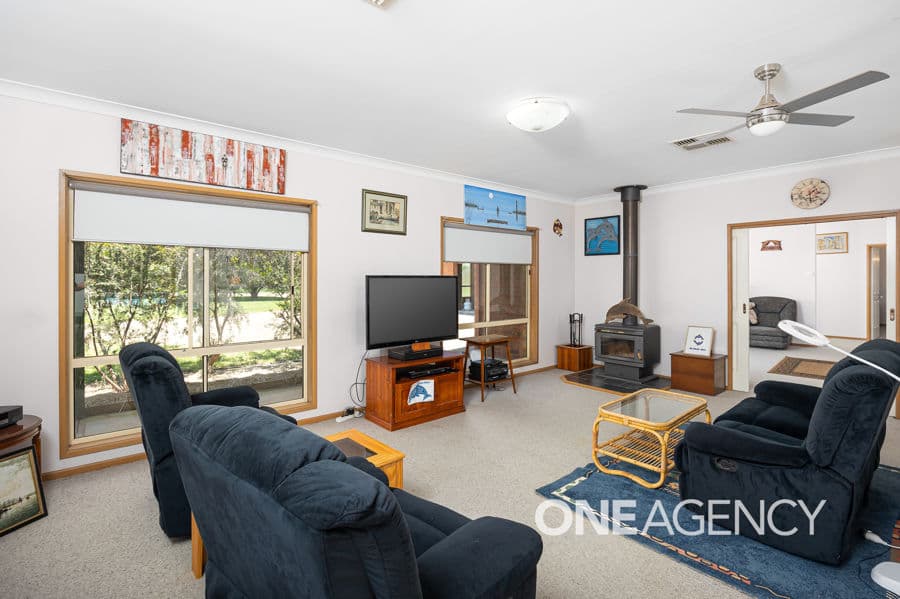 37 GREGADOO Road, Lake Albert, Lake Albert - Thumbnail 5