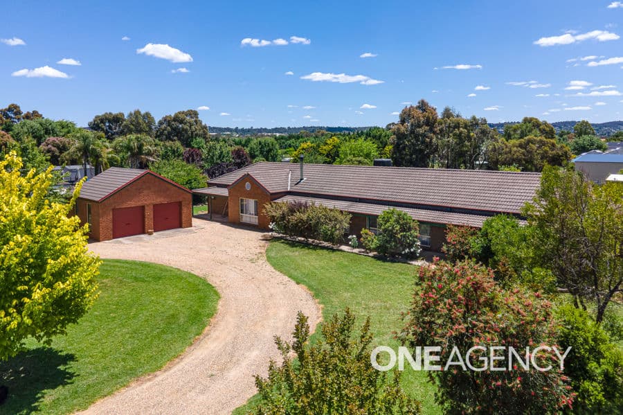 37 GREGADOO Road, Lake Albert, Lake Albert - Image 1