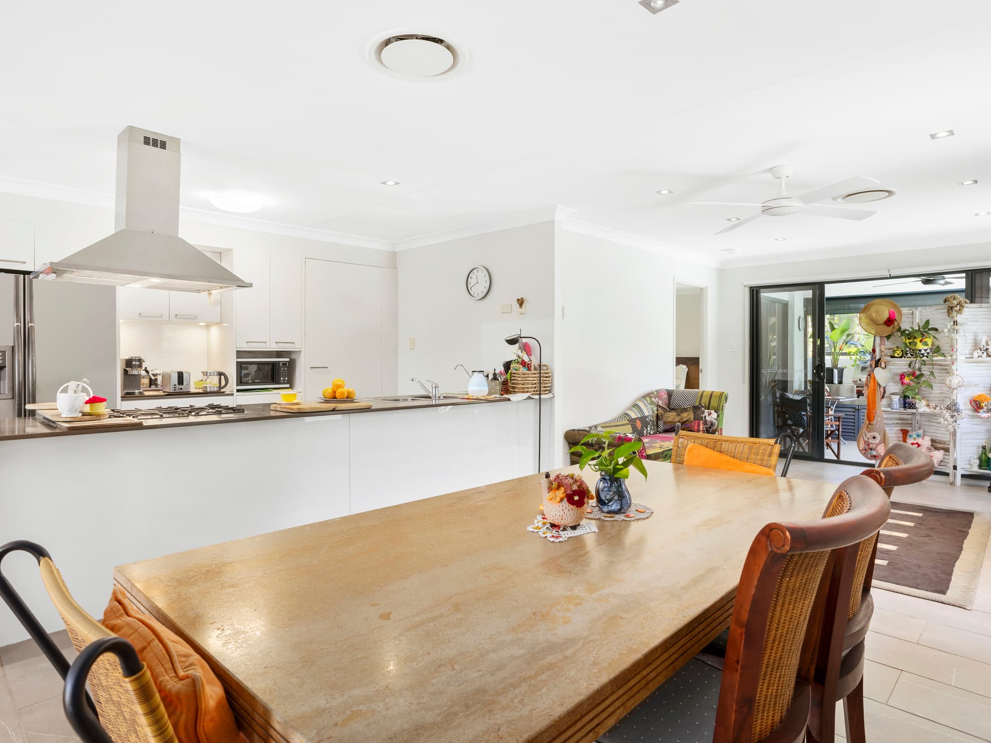 8 Newstead Street, Burleigh Waters, Burleigh Waters - Thumbnail 8