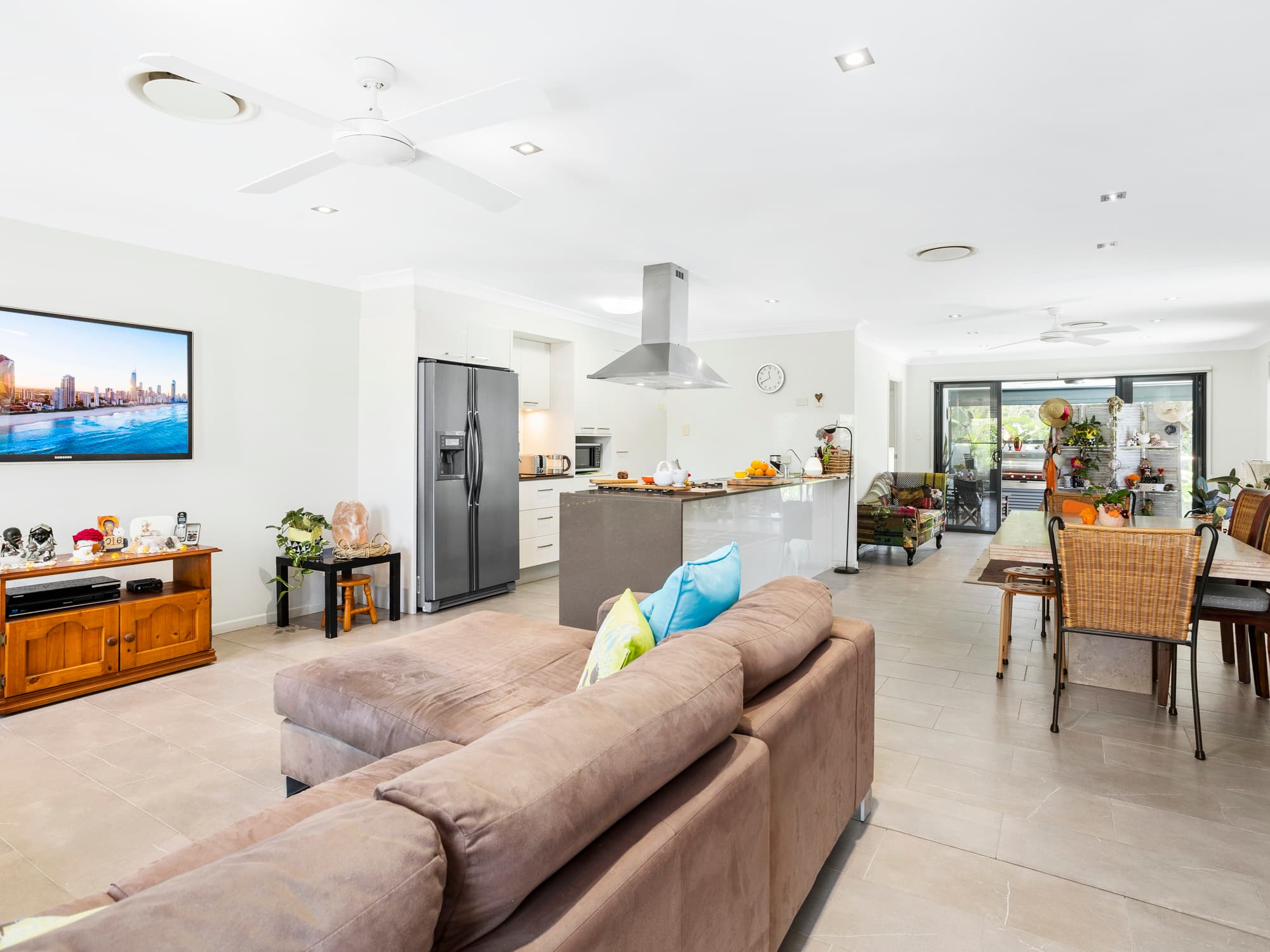 8 Newstead Street, Burleigh Waters, Burleigh Waters - Thumbnail 4