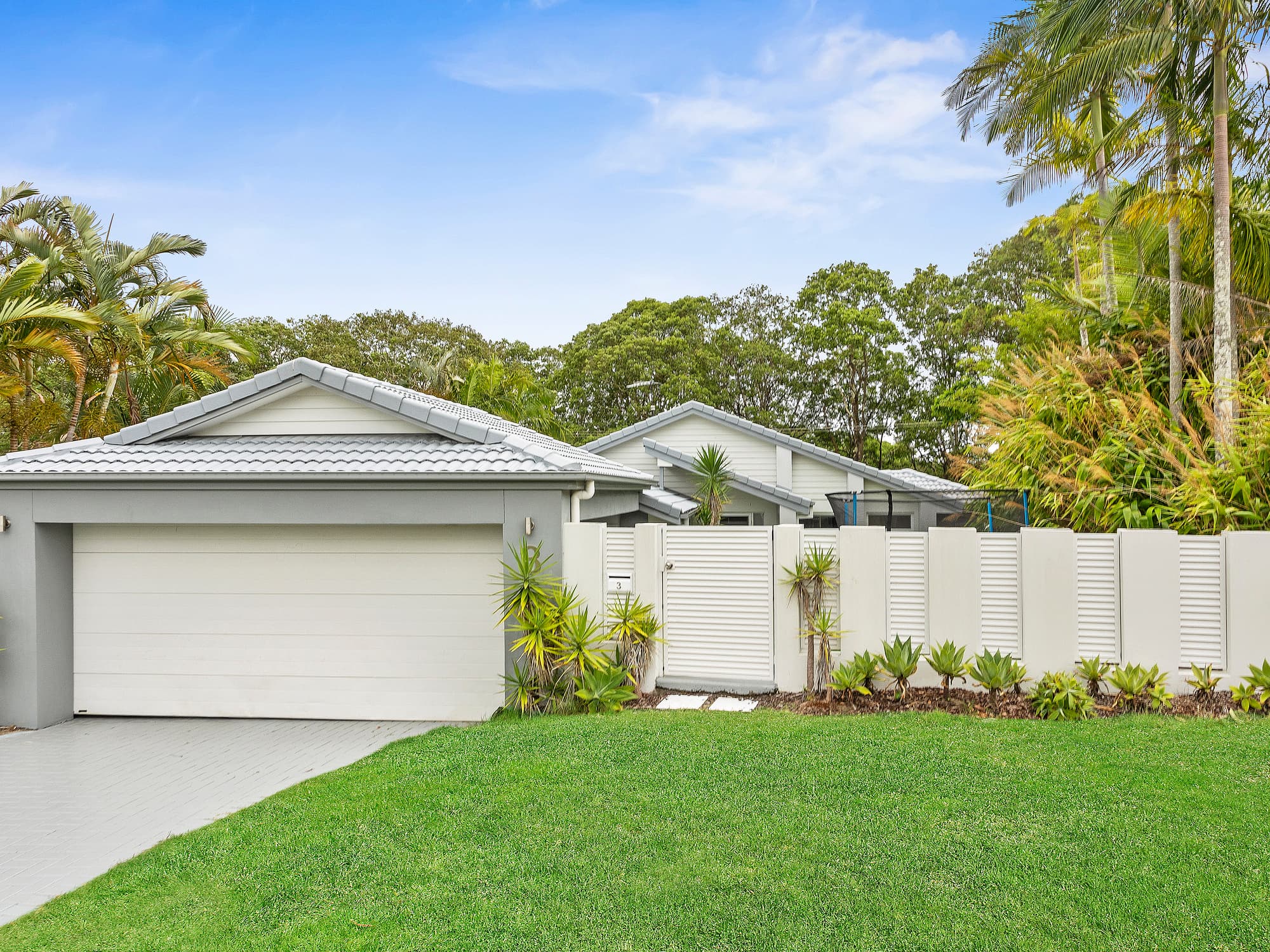 3 Whitehead Drive, Burleigh Waters, Burleigh Waters - Image 1