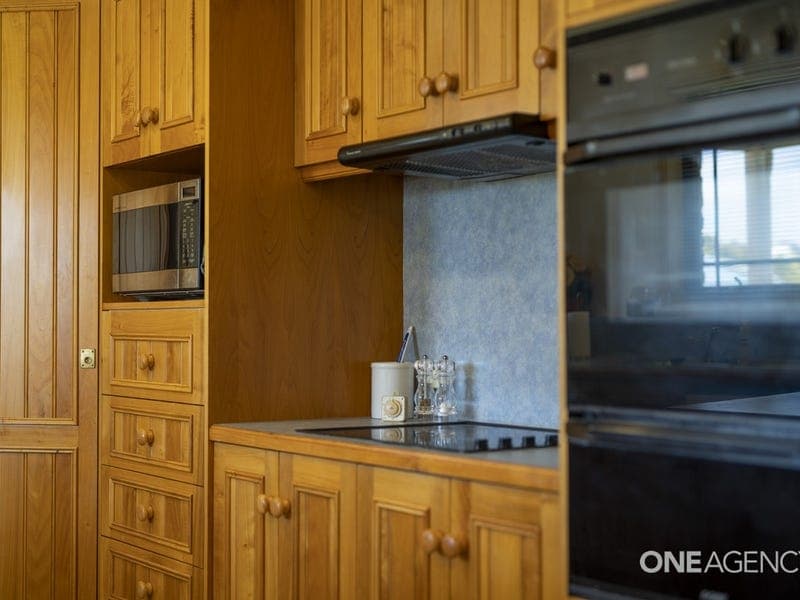 3 Panorama Crescent, Cooee, Cooee - Thumbnail 5