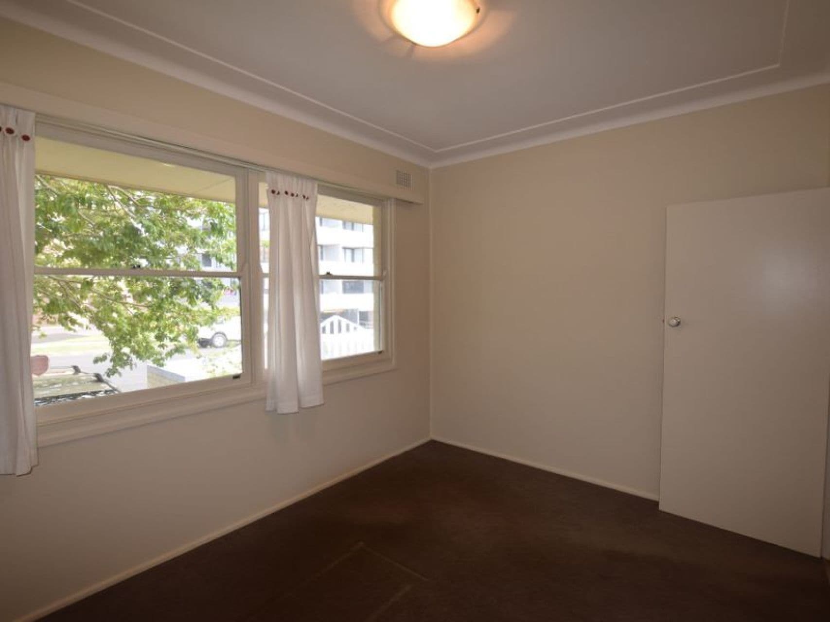 2/193 Albany Street, Point Frederick, Point Frederick - Thumbnail 5