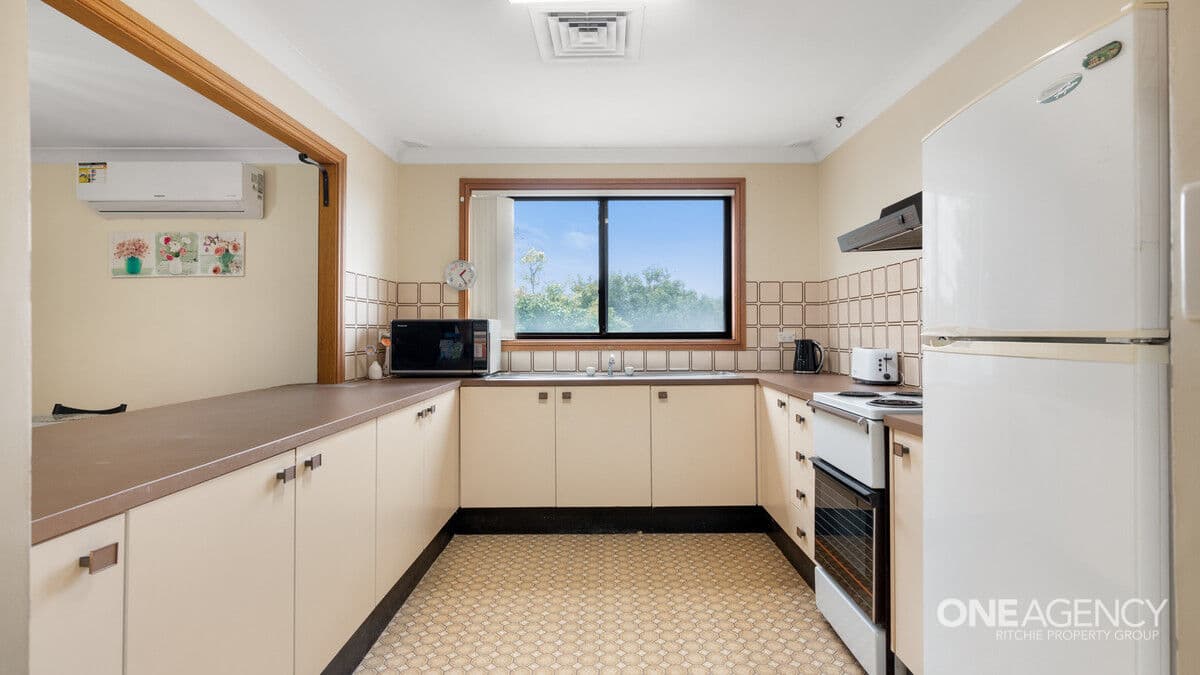 17/2 Valley Road, Springwood, Springwood - Thumbnail 3