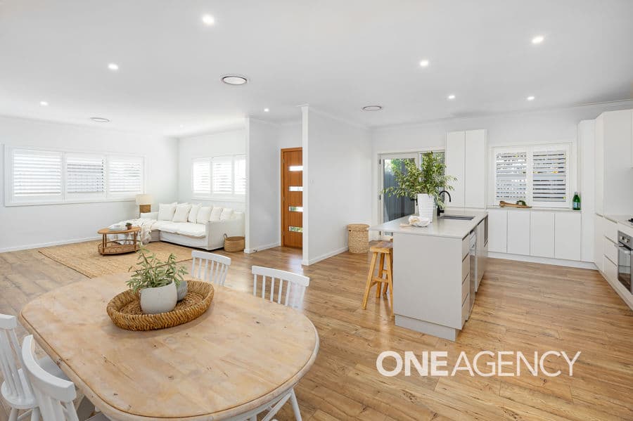 1/6 ROSE Place, Boorooma, Boorooma - Image 1