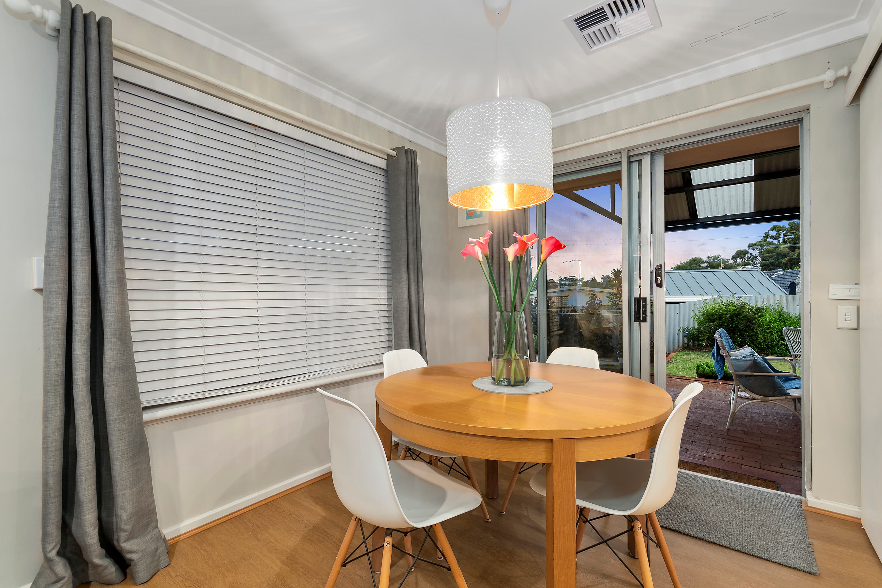 28 Caladenia Street, Greenwood, Greenwood - Thumbnail 7