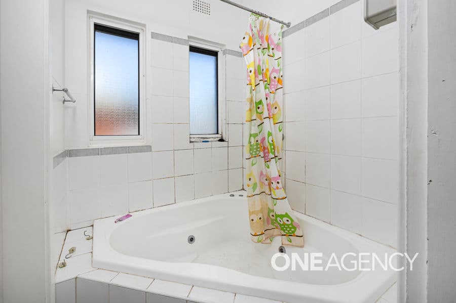57 HEATH Street, Turvey Park, Turvey Park - Thumbnail 4