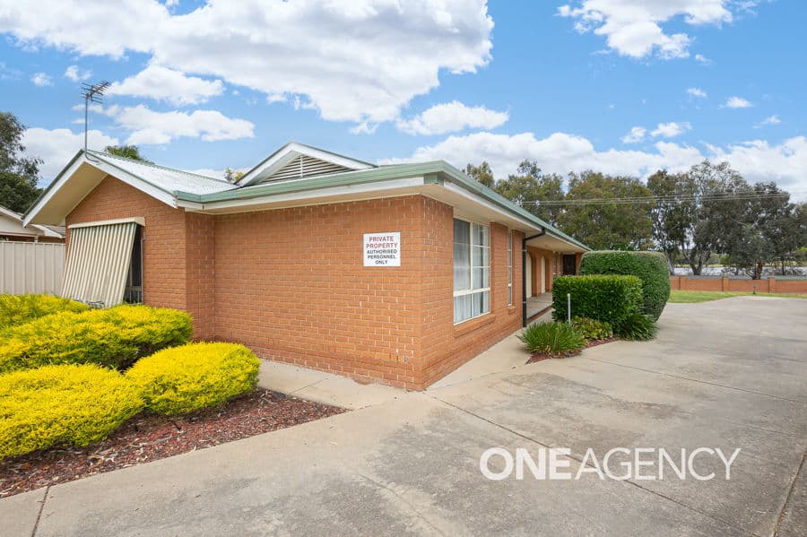 1/2 HONEYSUCKLE Place, Lake Albert, Lake Albert - Thumbnail 7