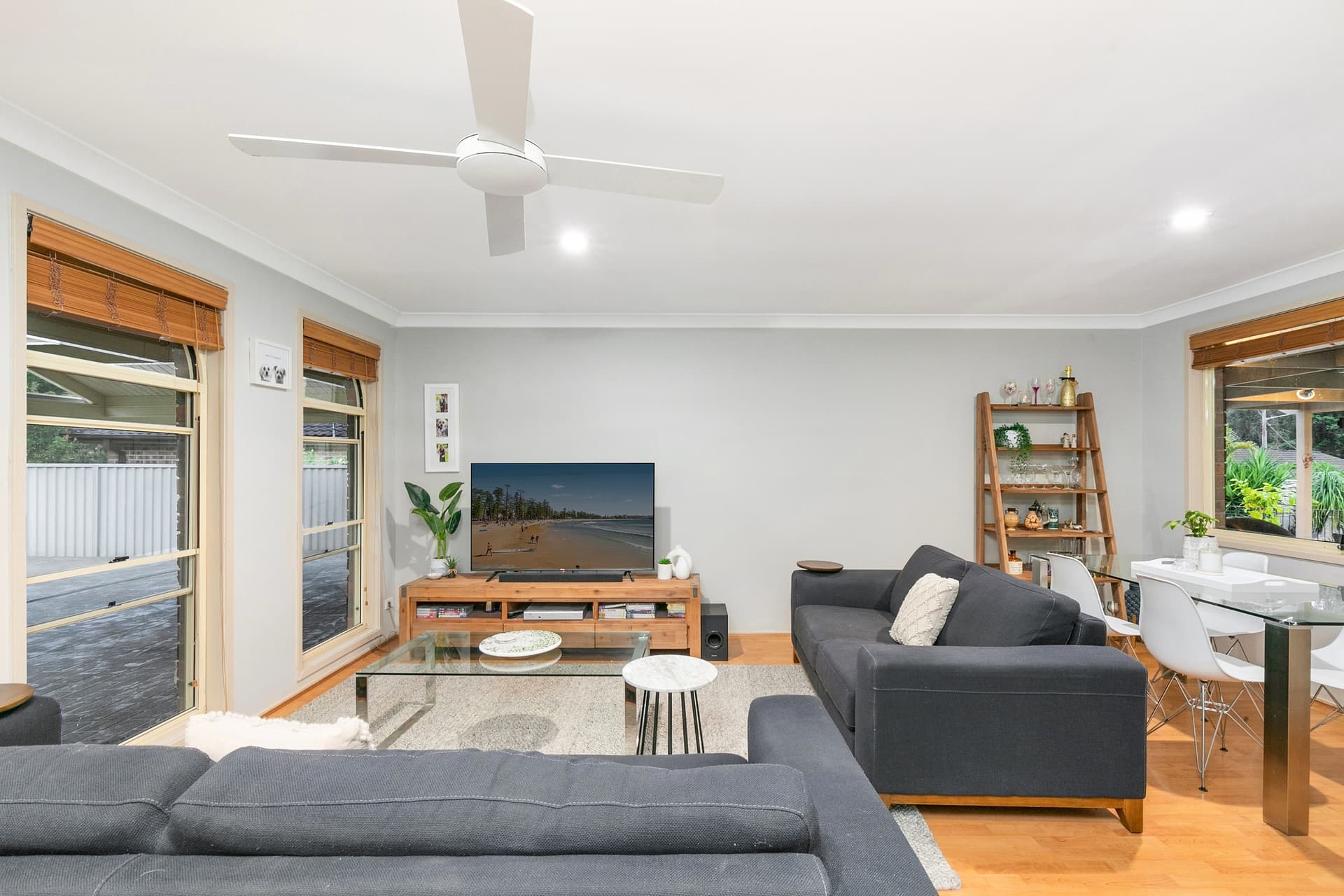 47 Blackbutt Street, Wyoming, Wyoming - Thumbnail 4