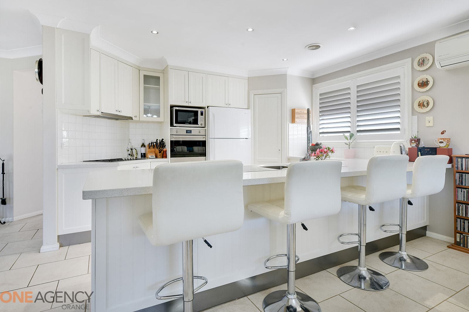 50  Olympic Drive, Orange, Orange - Thumbnail 4