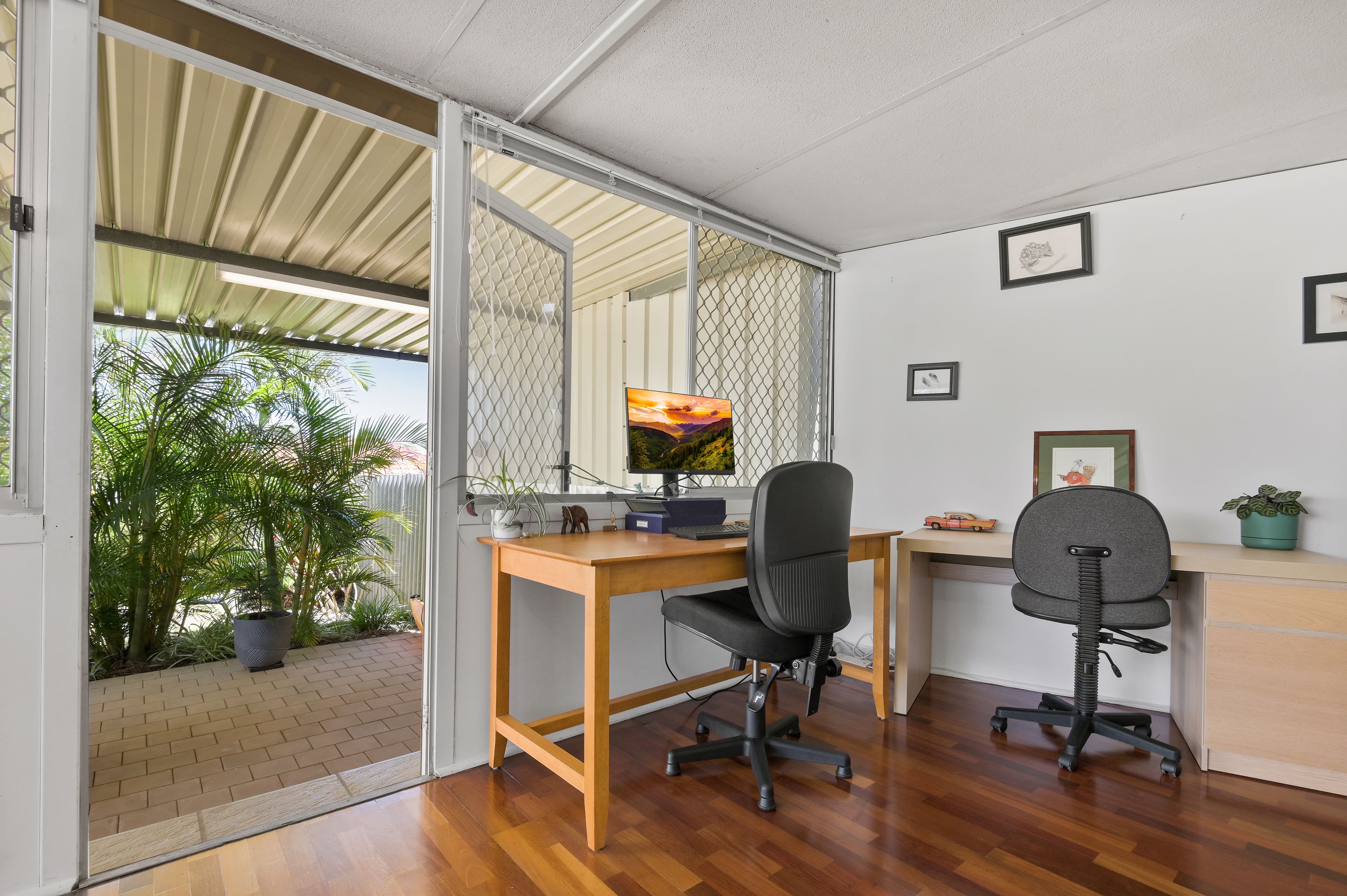 350 Odin Drive, Stirling, Stirling - Thumbnail 4