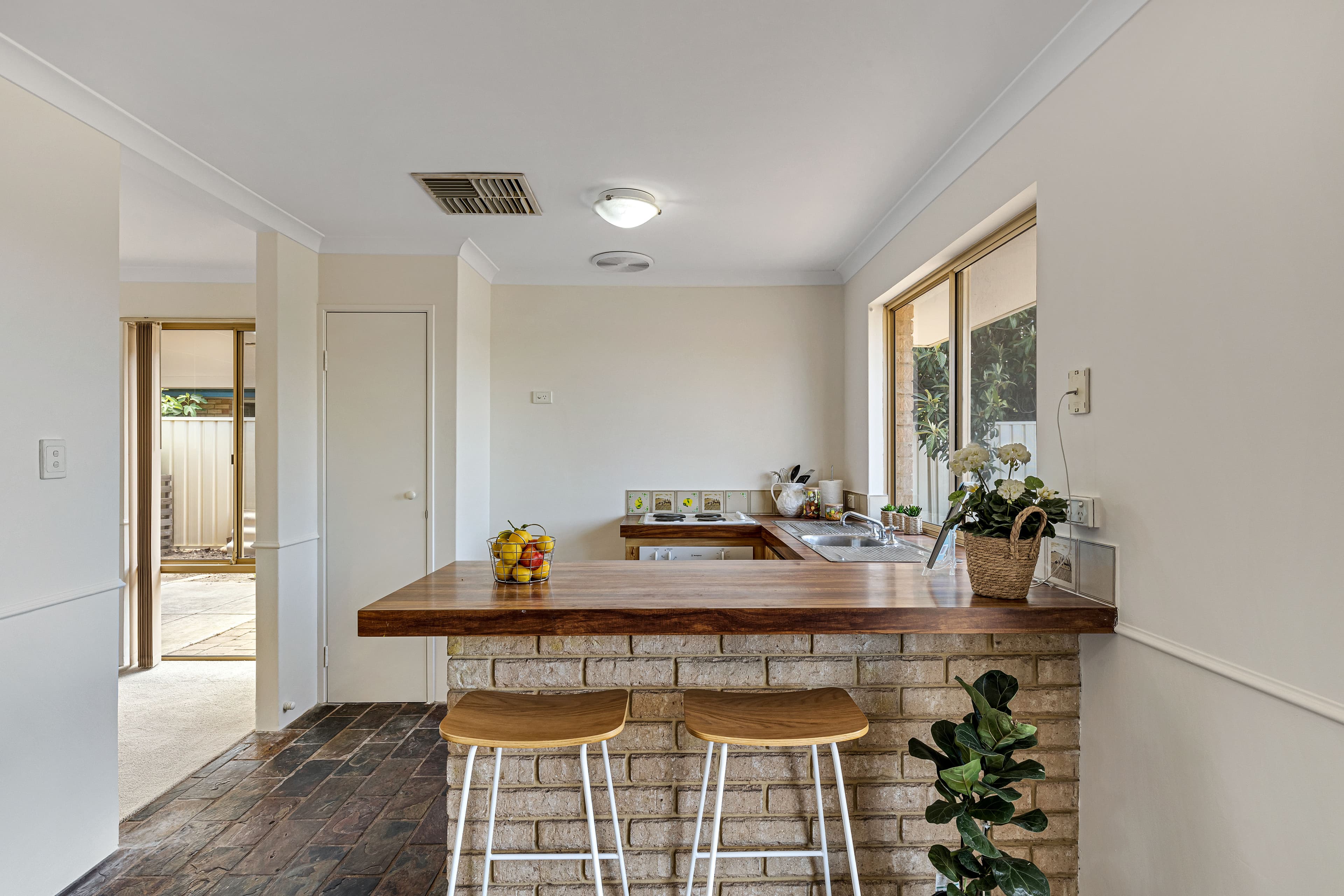 4 Wakatipu Way, Joondalup, Joondalup - Thumbnail 2