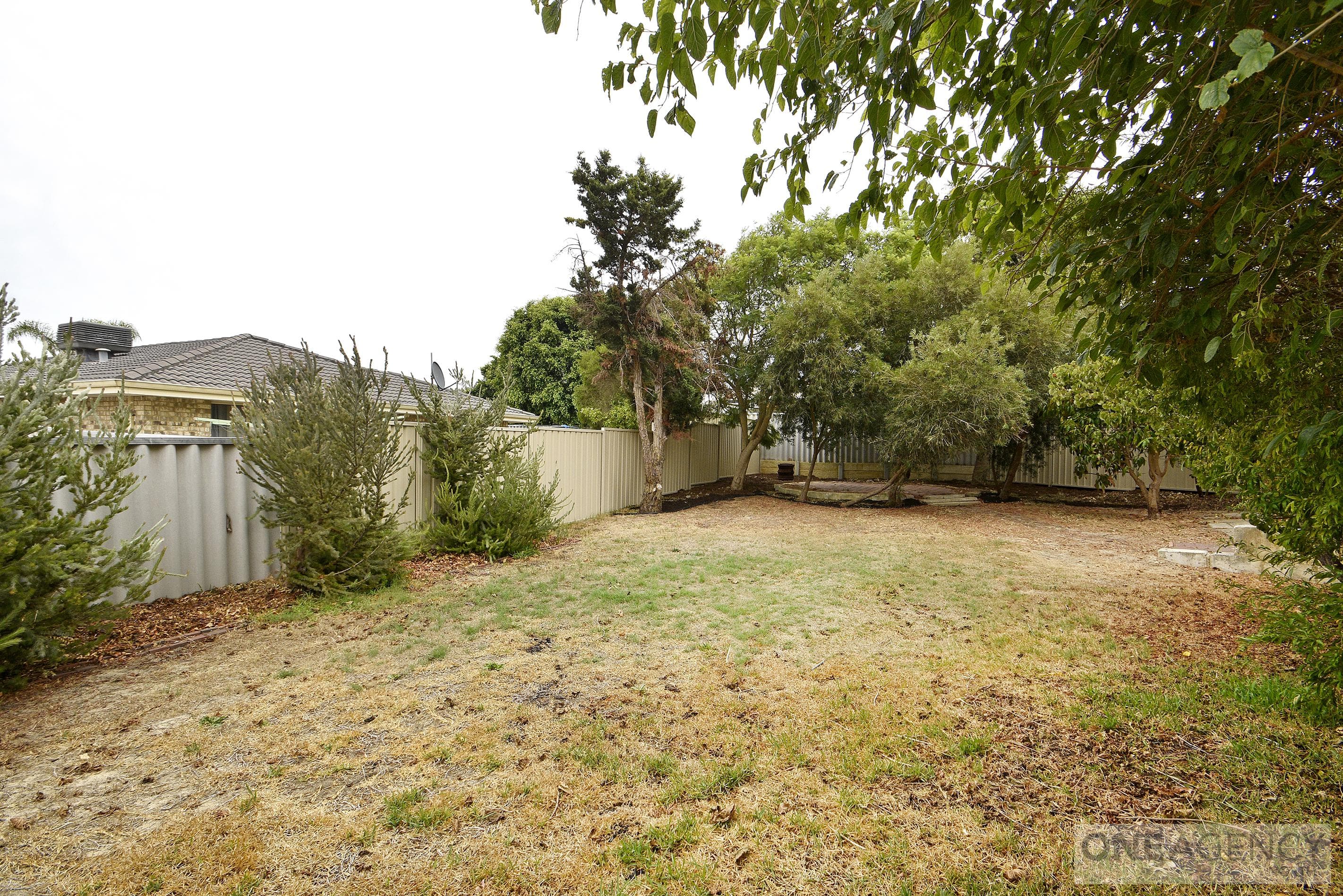 8 Aqua Court, Banksia Grove, Banksia Grove - Thumbnail 2
