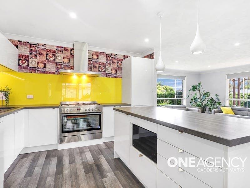 8 Paganini Crescent, Claremont Meadows, Claremont Meadows - Thumbnail 2