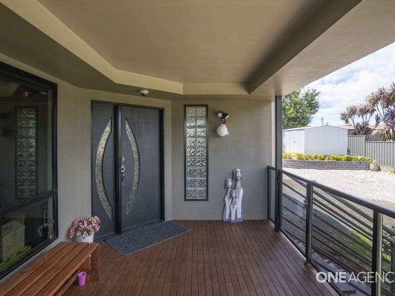63 Lyons Street, Somerset, Somerset - Image 1
