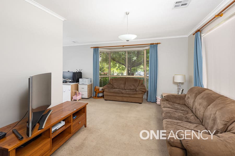 10 CORELLA  Place, Estella, Estella - Thumbnail 2