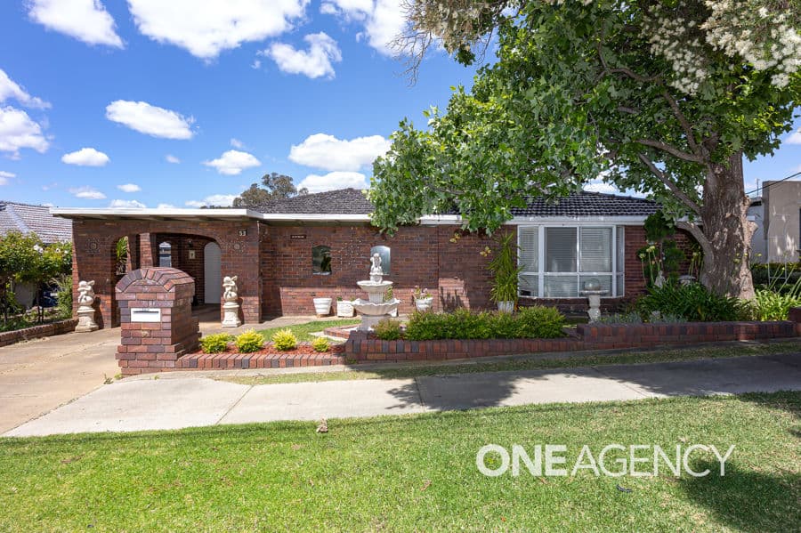53 GRAHAM Street, Lake Albert, Lake Albert - Image 1