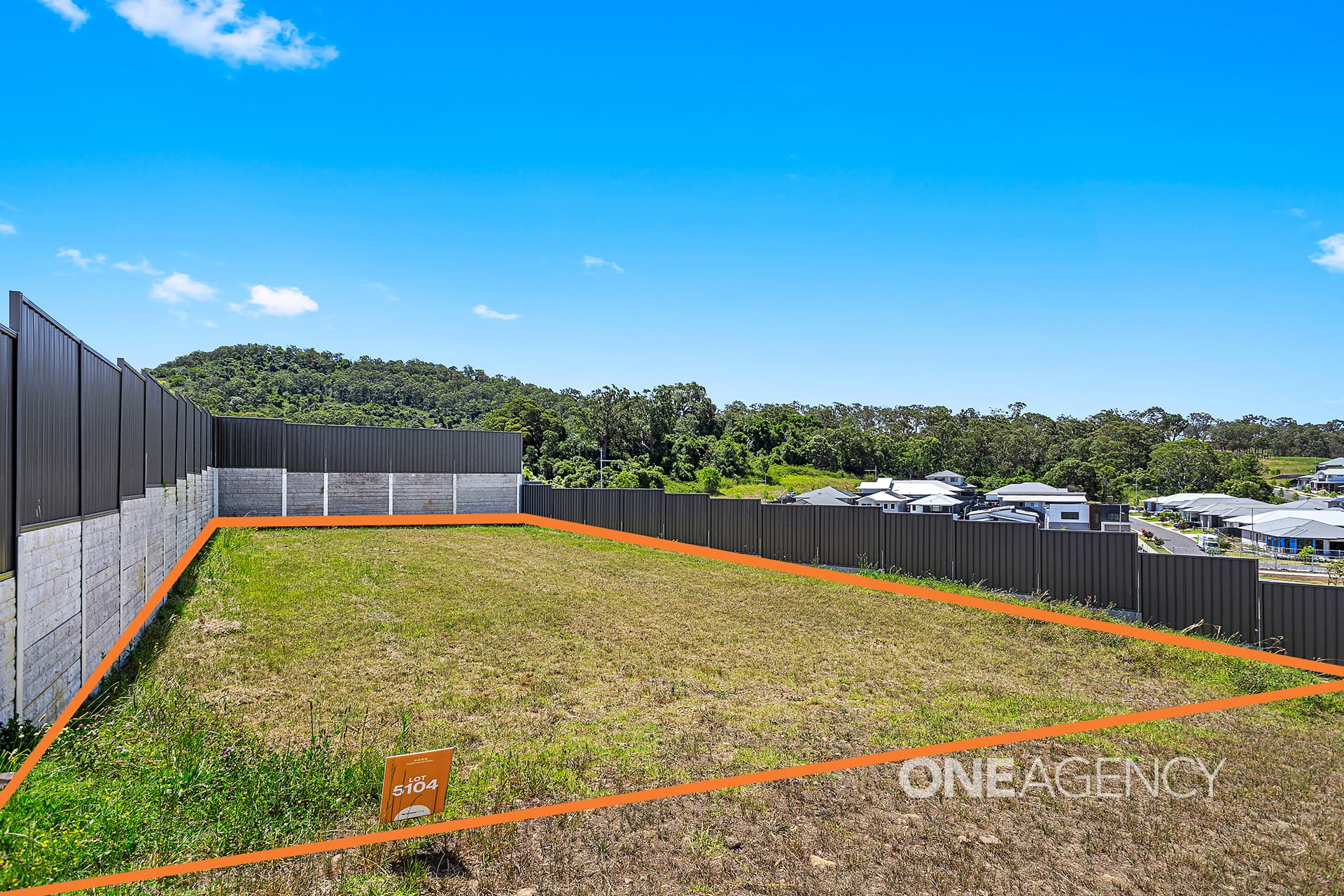 4 Bristlebird Drive, Calderwood, Calderwood - Image 1