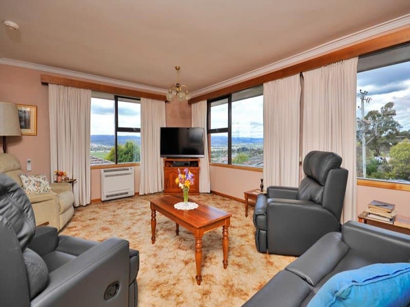 95 Dion Crescent, Riverside, Riverside - Thumbnail 2