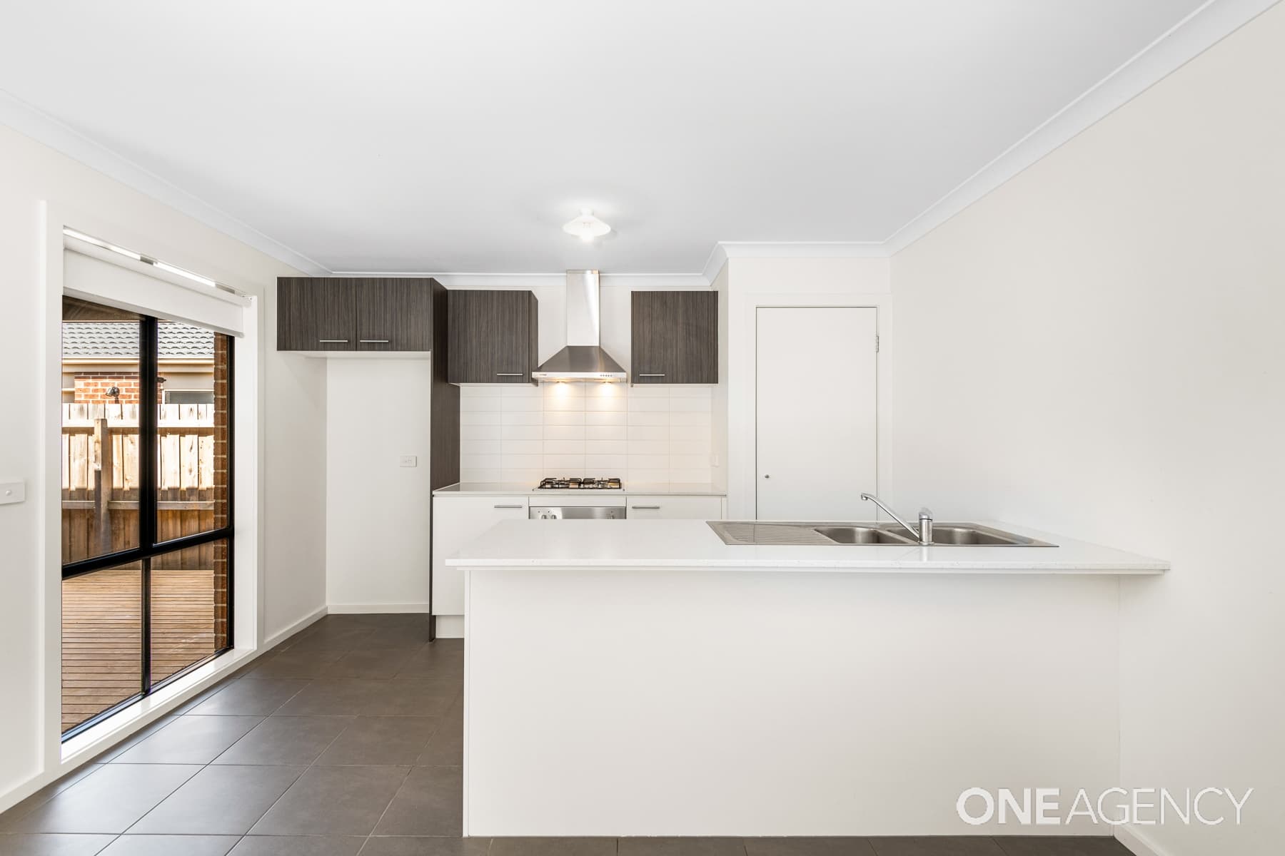 60 Southwinds Road, Armstrong Creek, Armstrong Creek - Thumbnail 4