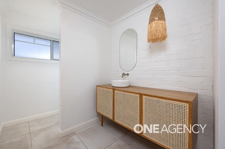 16 KELLERMAN Crescent, Boorooma, Boorooma - Thumbnail 6