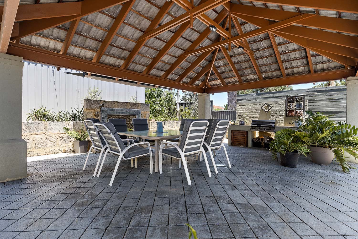 121 Bridgewater Drive, Kallaroo, Kallaroo - Image 1