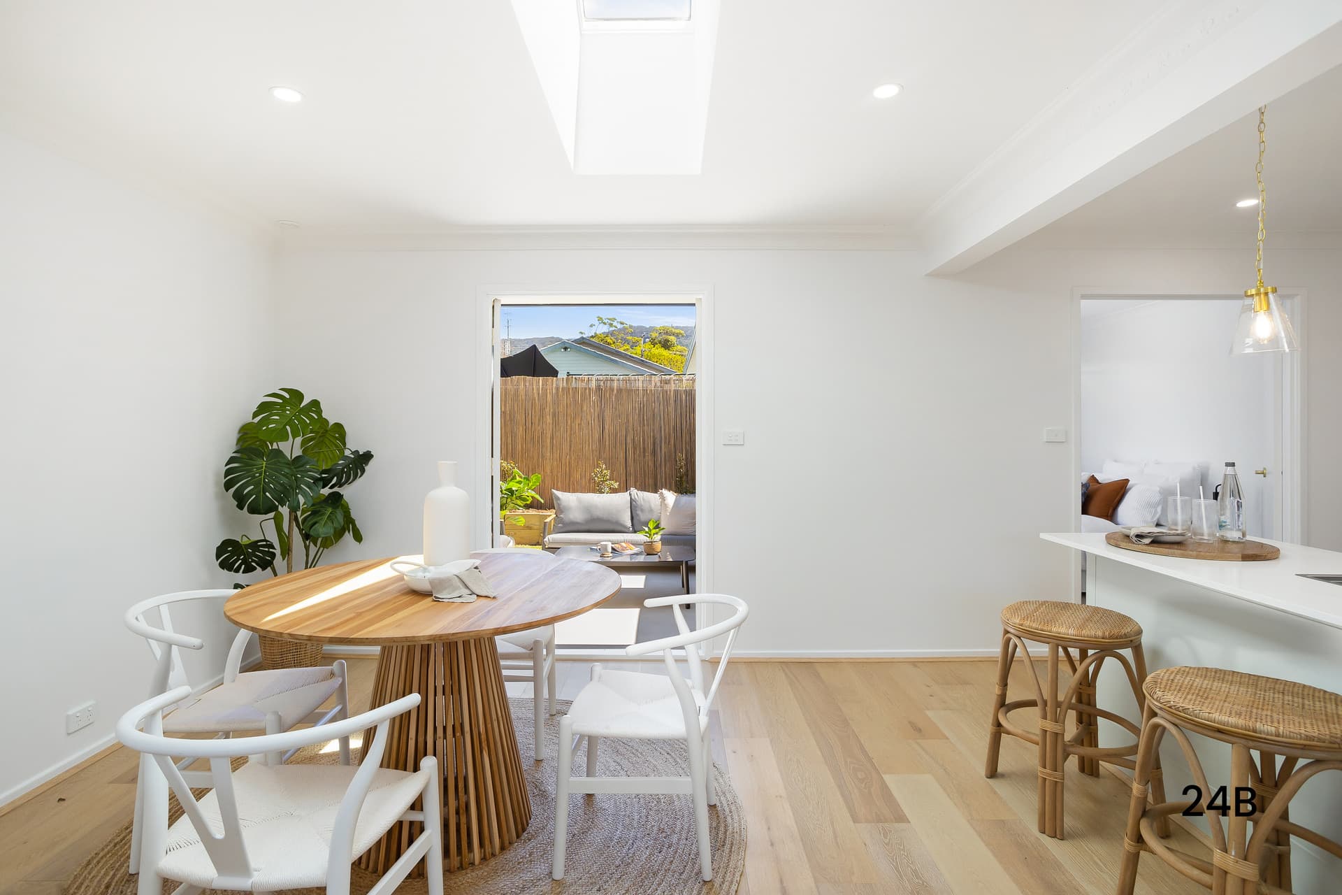 24b McCauley Street, Thirroul, Thirroul - Thumbnail 3