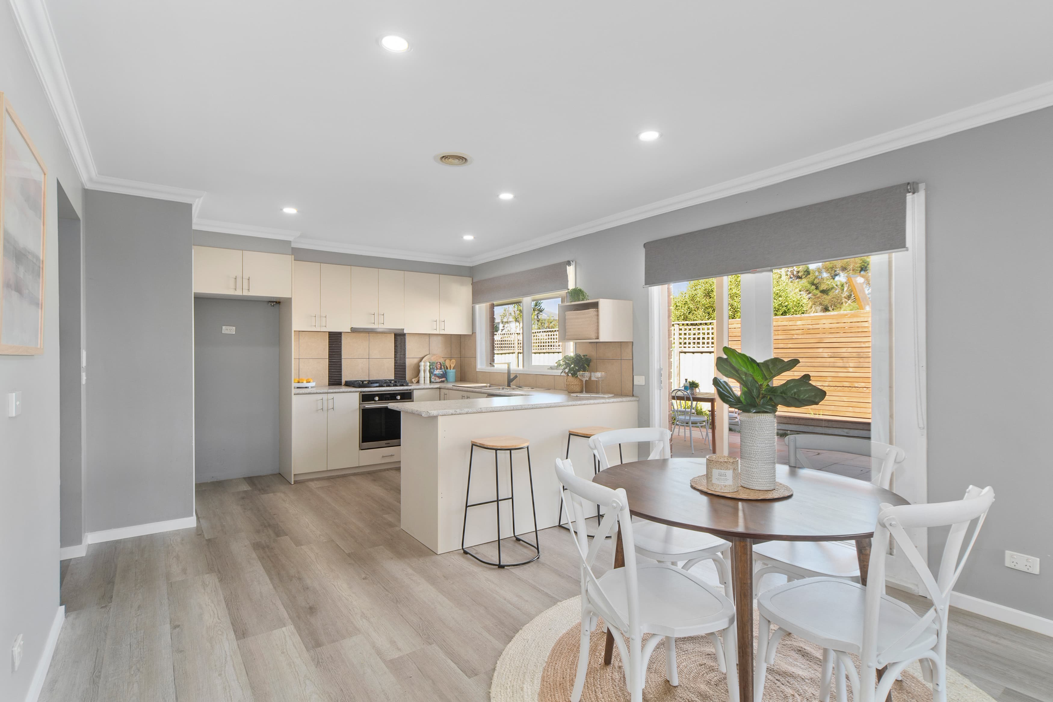 11 Clairmont Close, Somerville, Somerville - Thumbnail 6