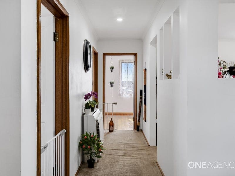 11 Crowe Street, Upper Burnie, Upper Burnie - Thumbnail 6