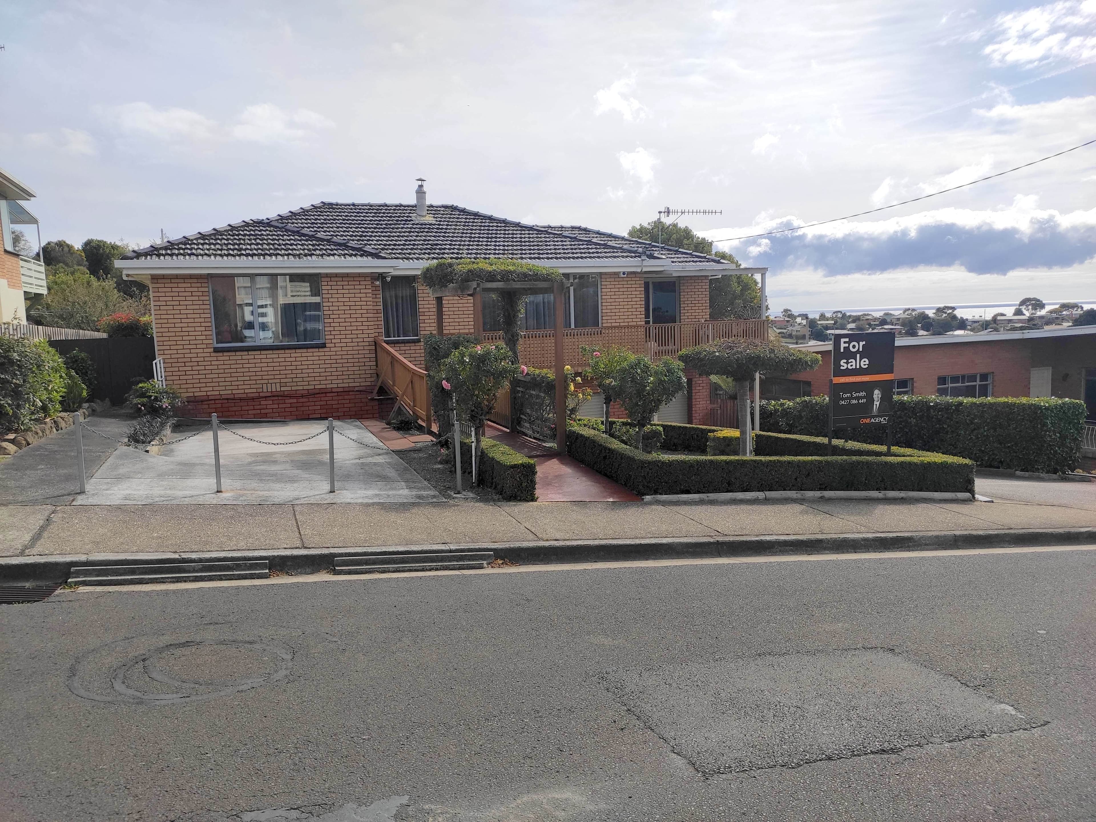 86 West Park Grove, Park Grove, Park Grove - Thumbnail 2