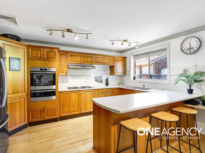 7 Thoar Place, Claremont Meadows, Claremont Meadows - Thumbnail 2
