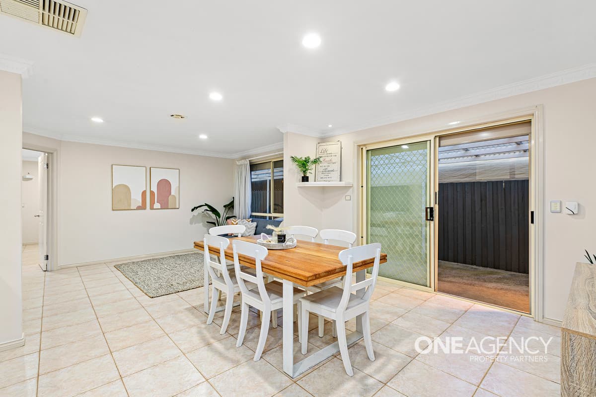 8 May Avenue, Altona Meadows, Altona Meadows - Thumbnail 6