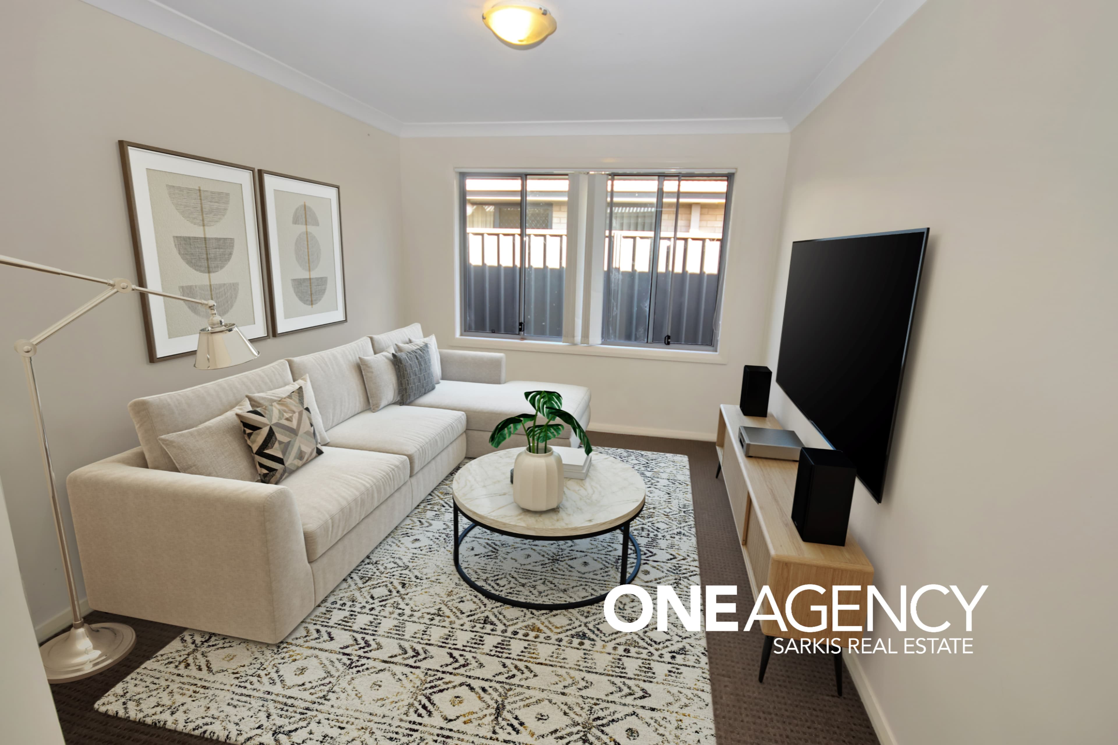 65 Niven Parade, Rutherford, Rutherford - Thumbnail 2