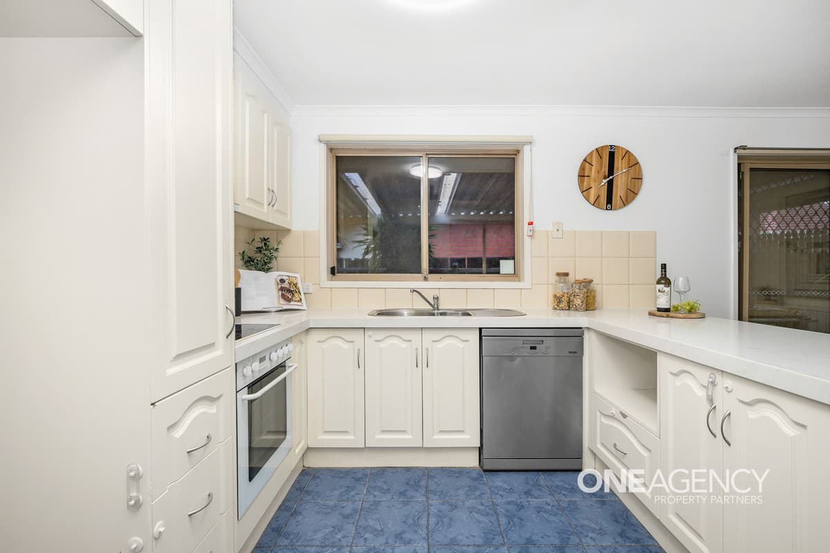 23 St Anthony Court, Seabrook, Seabrook - Thumbnail 4