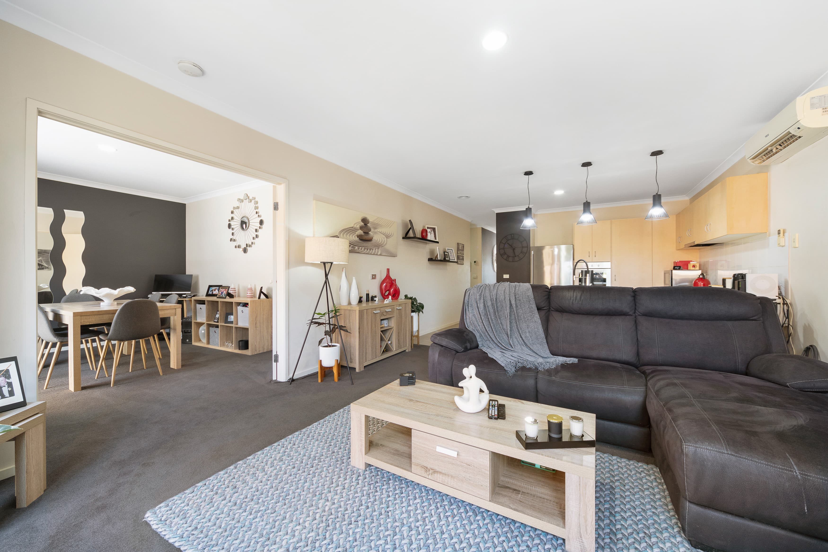 27 Waterbury Street, Cranbourne, Cranbourne - Thumbnail 7
