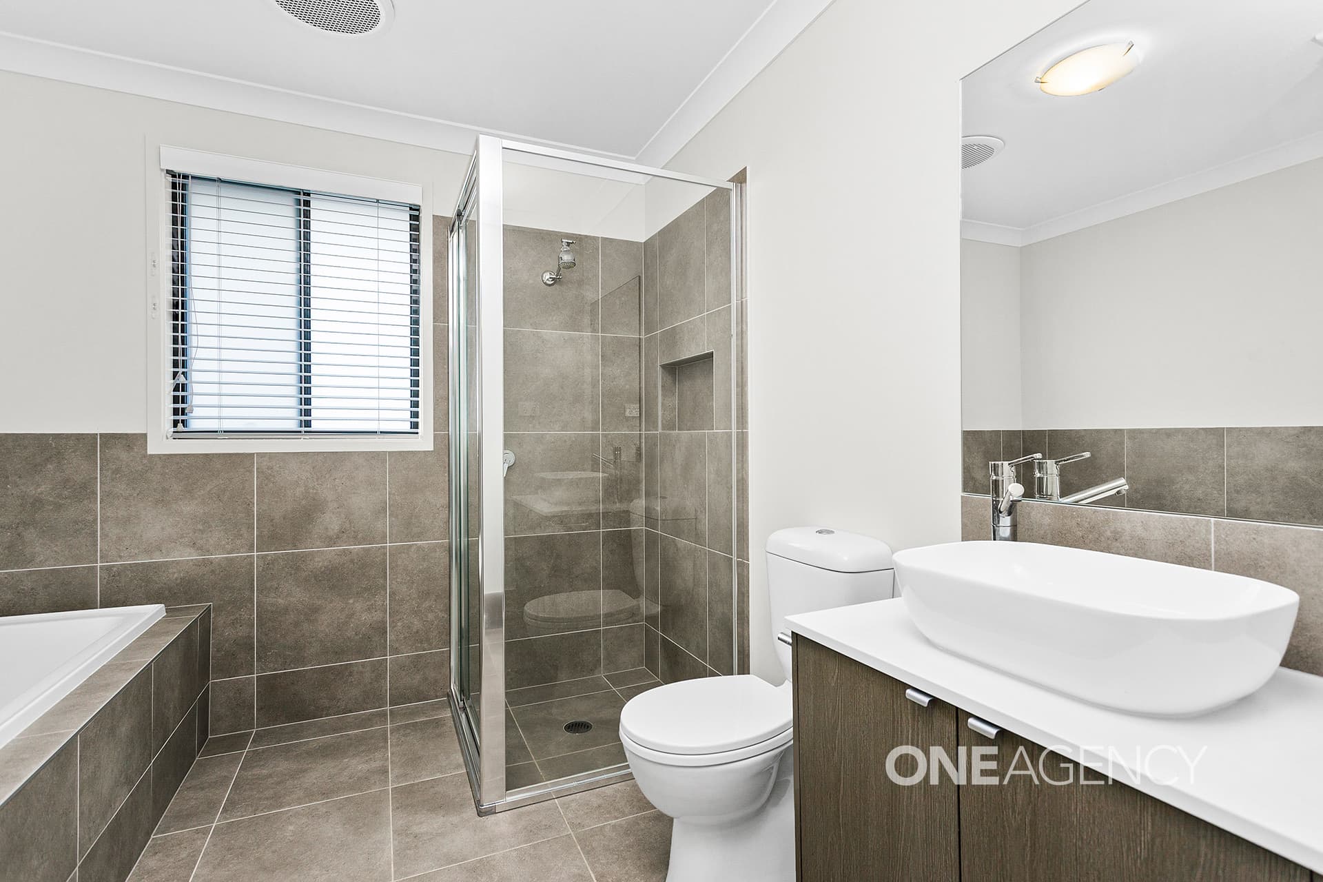 15 Narooma Street, Tullimbar, Tullimbar - Thumbnail 5
