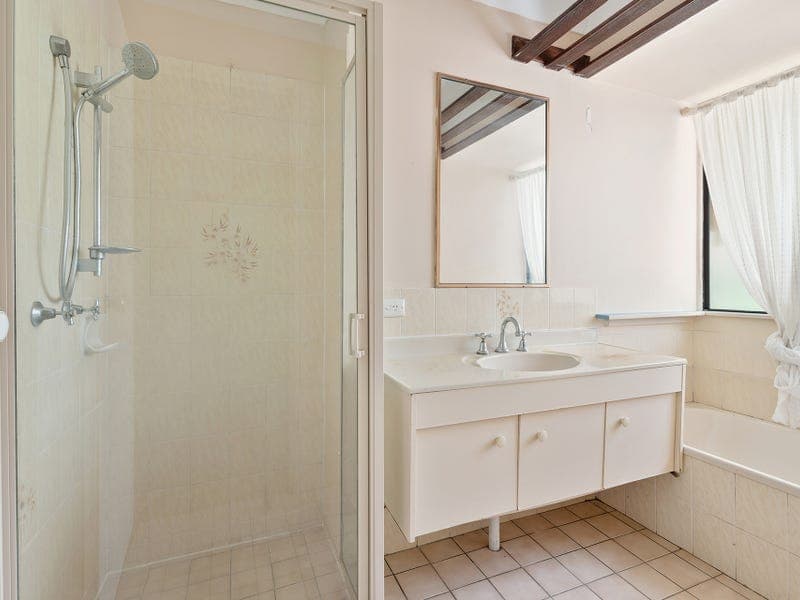 108 Vansittart Road, Regents Park, Regents Park - Thumbnail 7