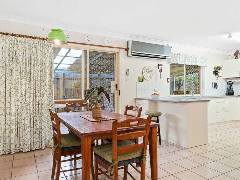 24 Wilton Crescent, Boronia Heights, Boronia Heights - Thumbnail 5