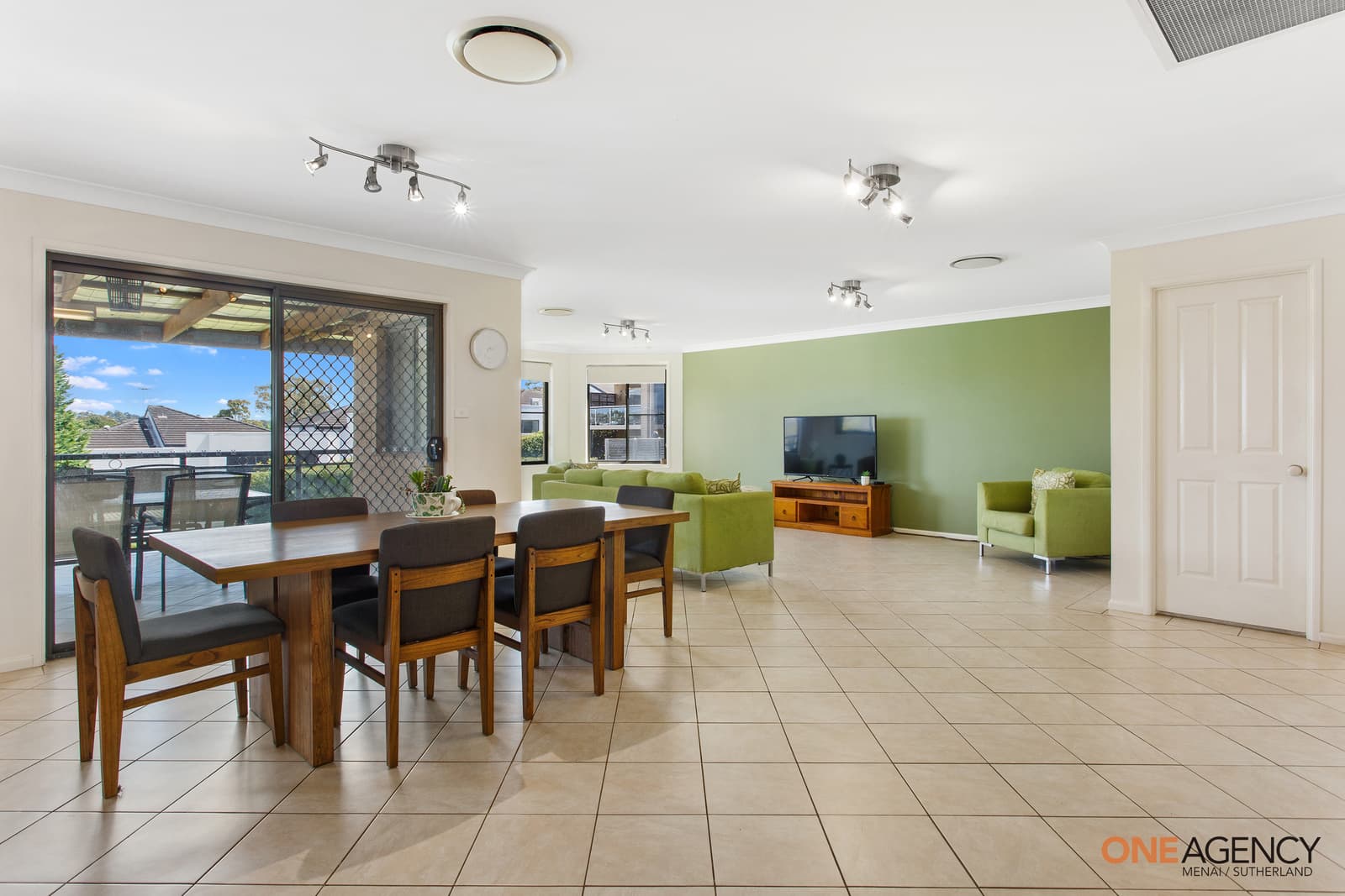 5 Throsby Close, Barden Ridge, Barden Ridge - Thumbnail 4