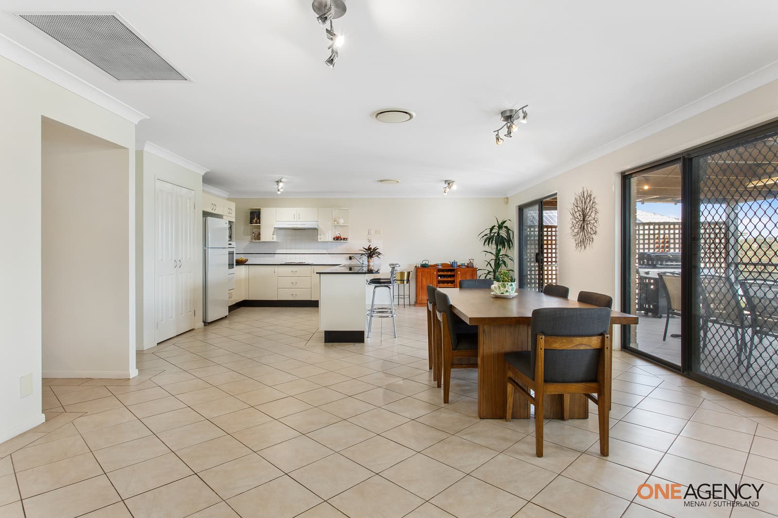 5 Throsby Close, Barden Ridge, Barden Ridge - Thumbnail 5