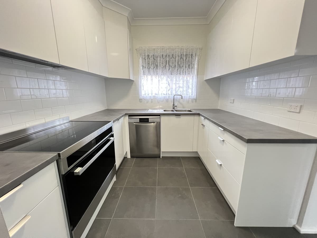 8/23 to 29 Newton Street, Goulburn, Goulburn - Thumbnail 2
