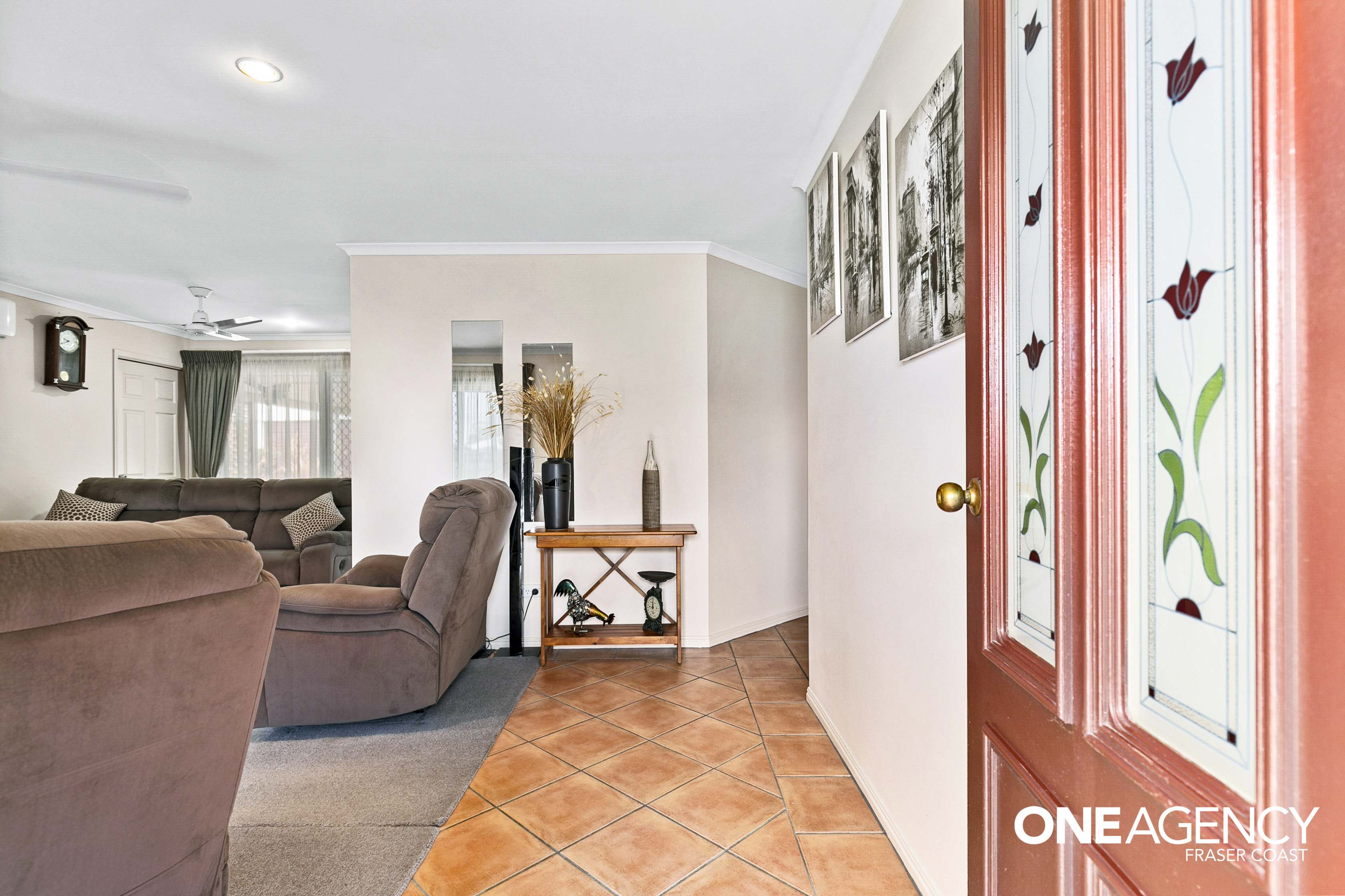 10 Ivybird Court, Torquay, Torquay - Thumbnail 2