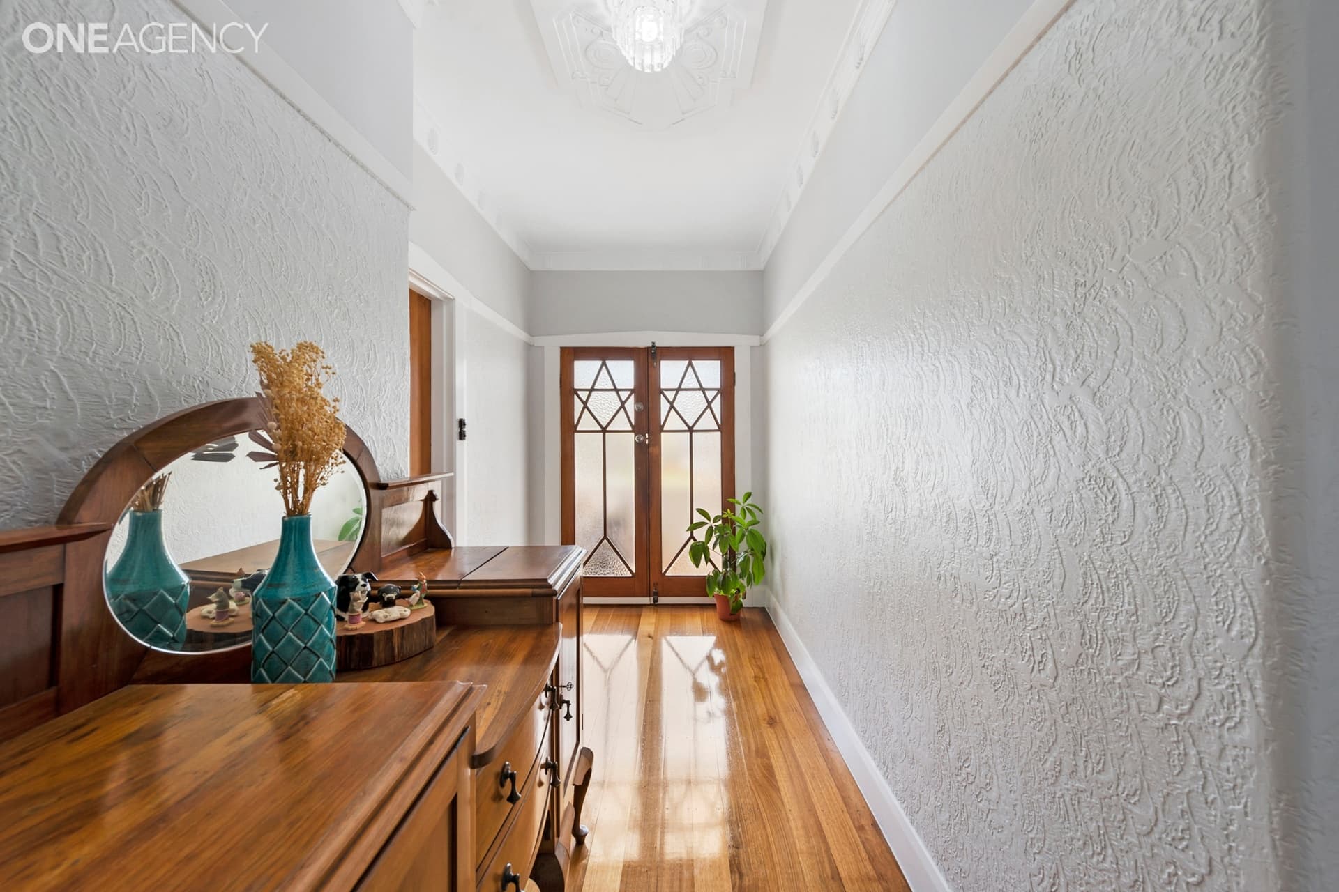 25 Hilltop Avenue, Devonport, Devonport - Thumbnail 2