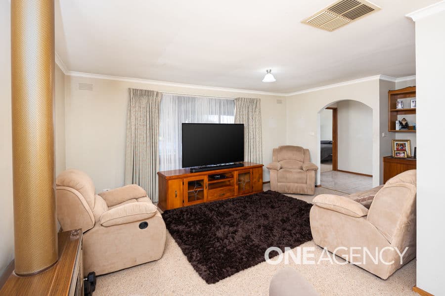47 NORDLINGEN Drive, Tolland, Tolland - Thumbnail 2
