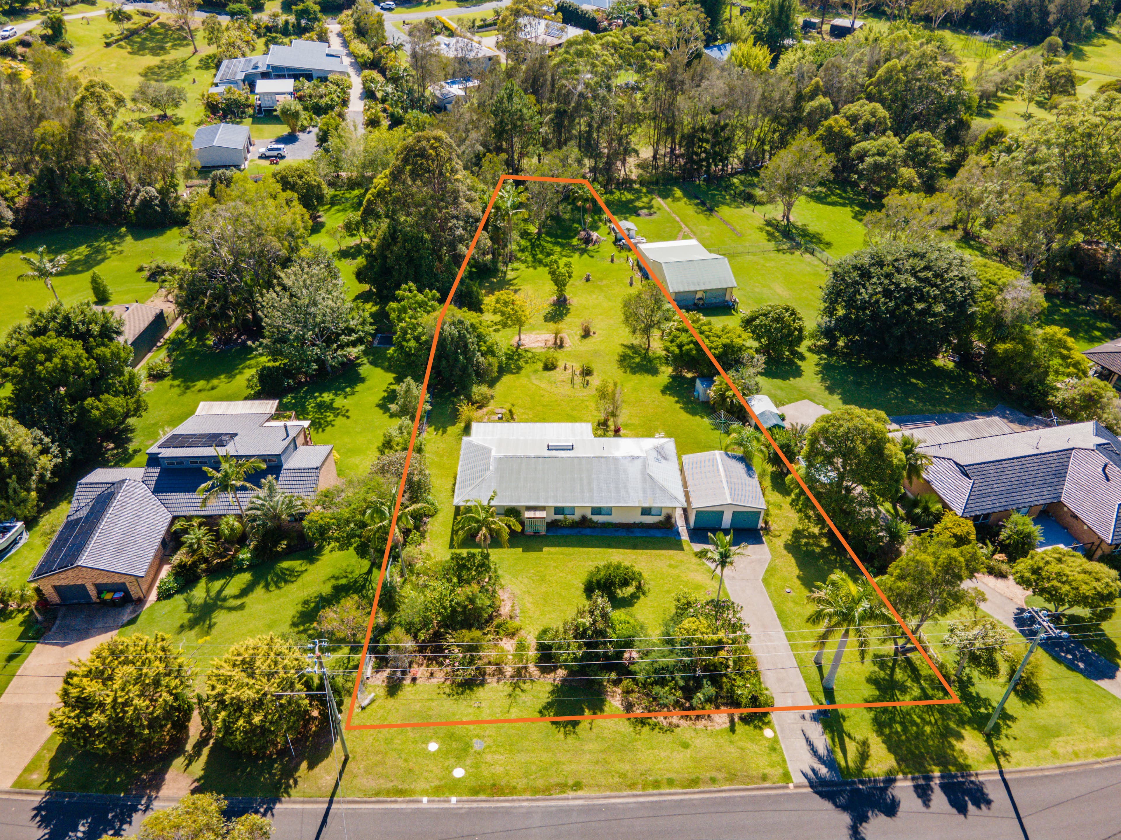 32 Poynten Drive, Emerald Beach, Emerald Beach - Thumbnail 3