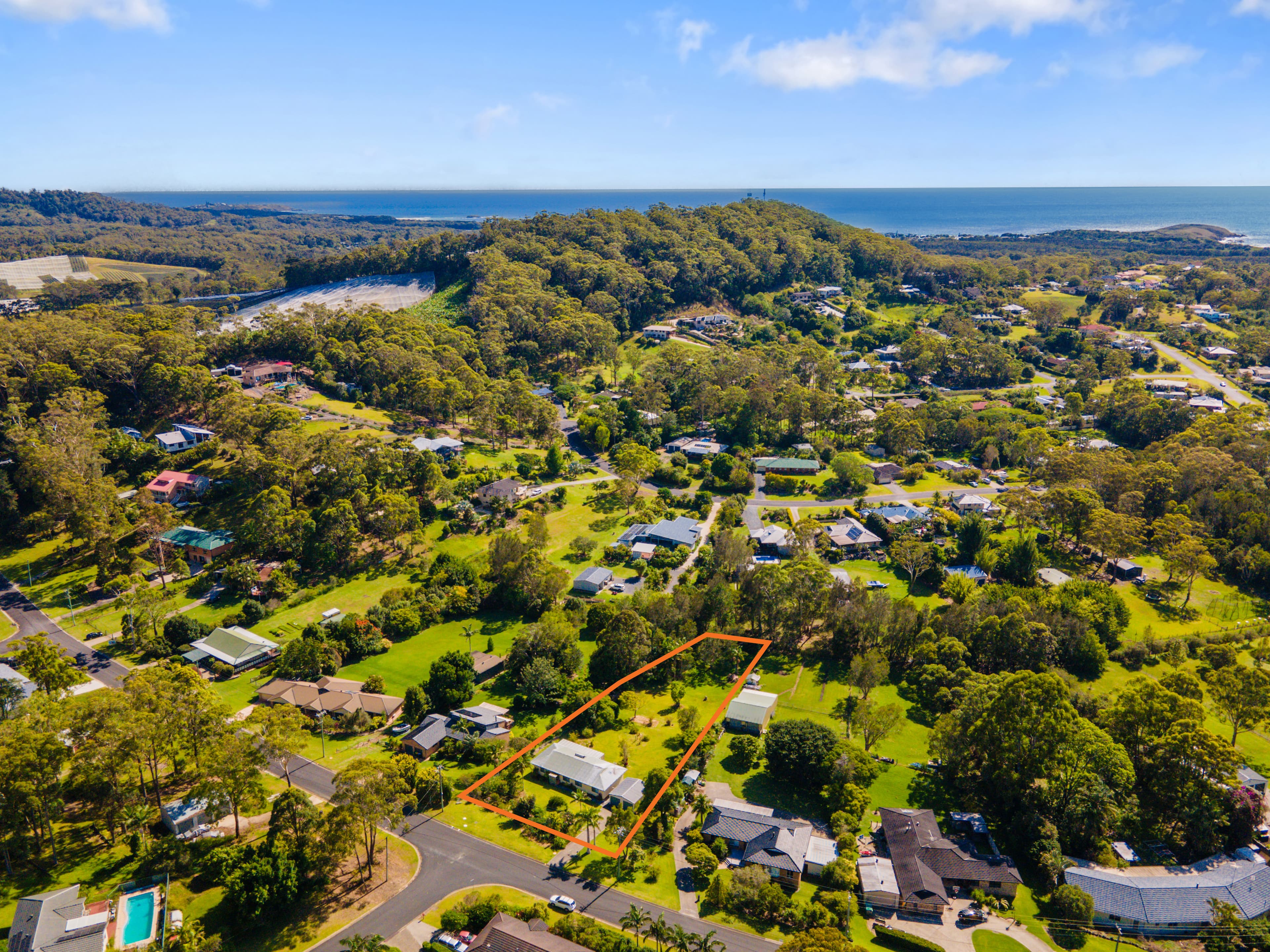 32 Poynten Drive, Emerald Beach, Emerald Beach - Thumbnail 5