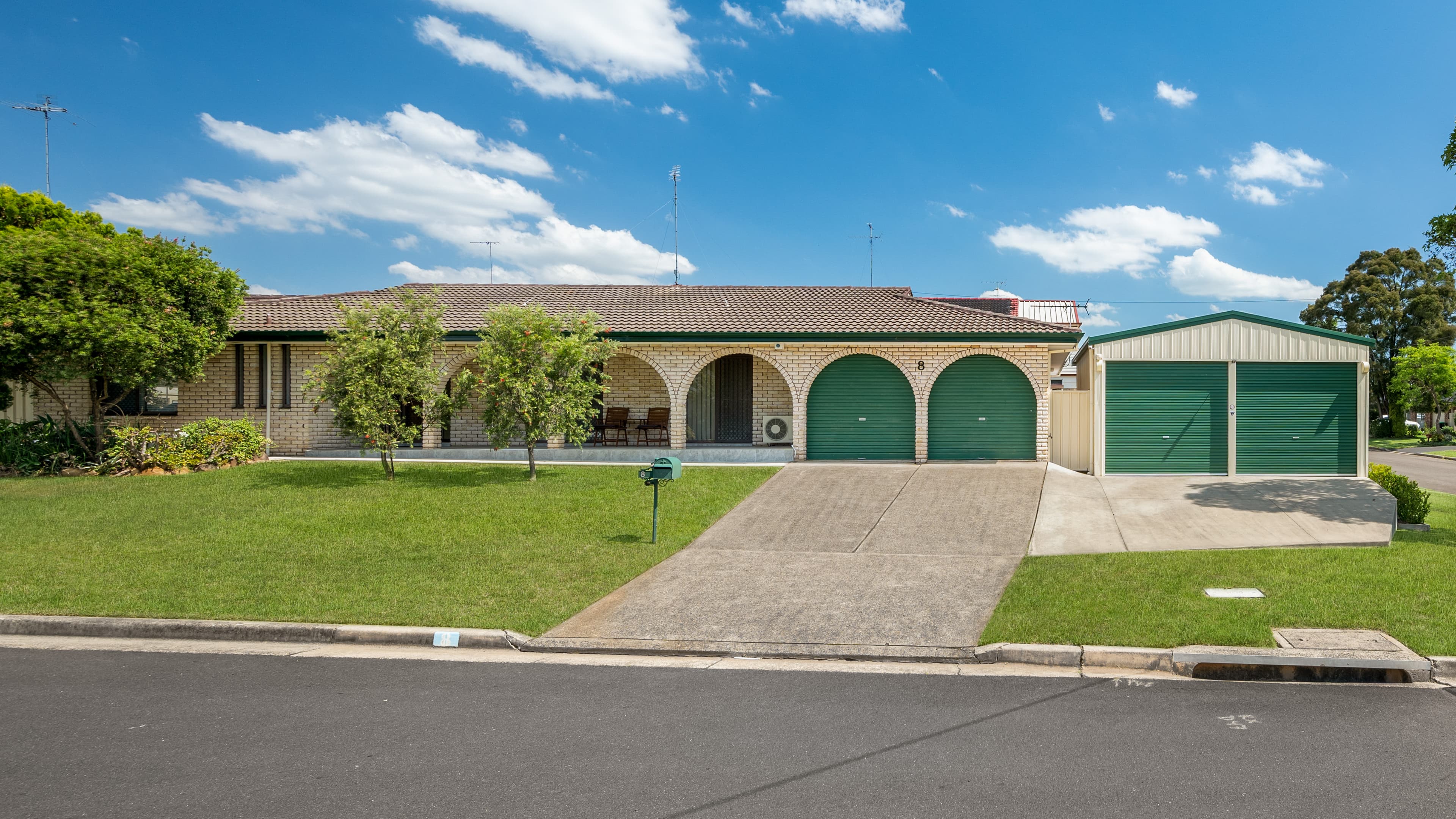 8 Dallas Avenue, South Penrith, South Penrith - Image 1