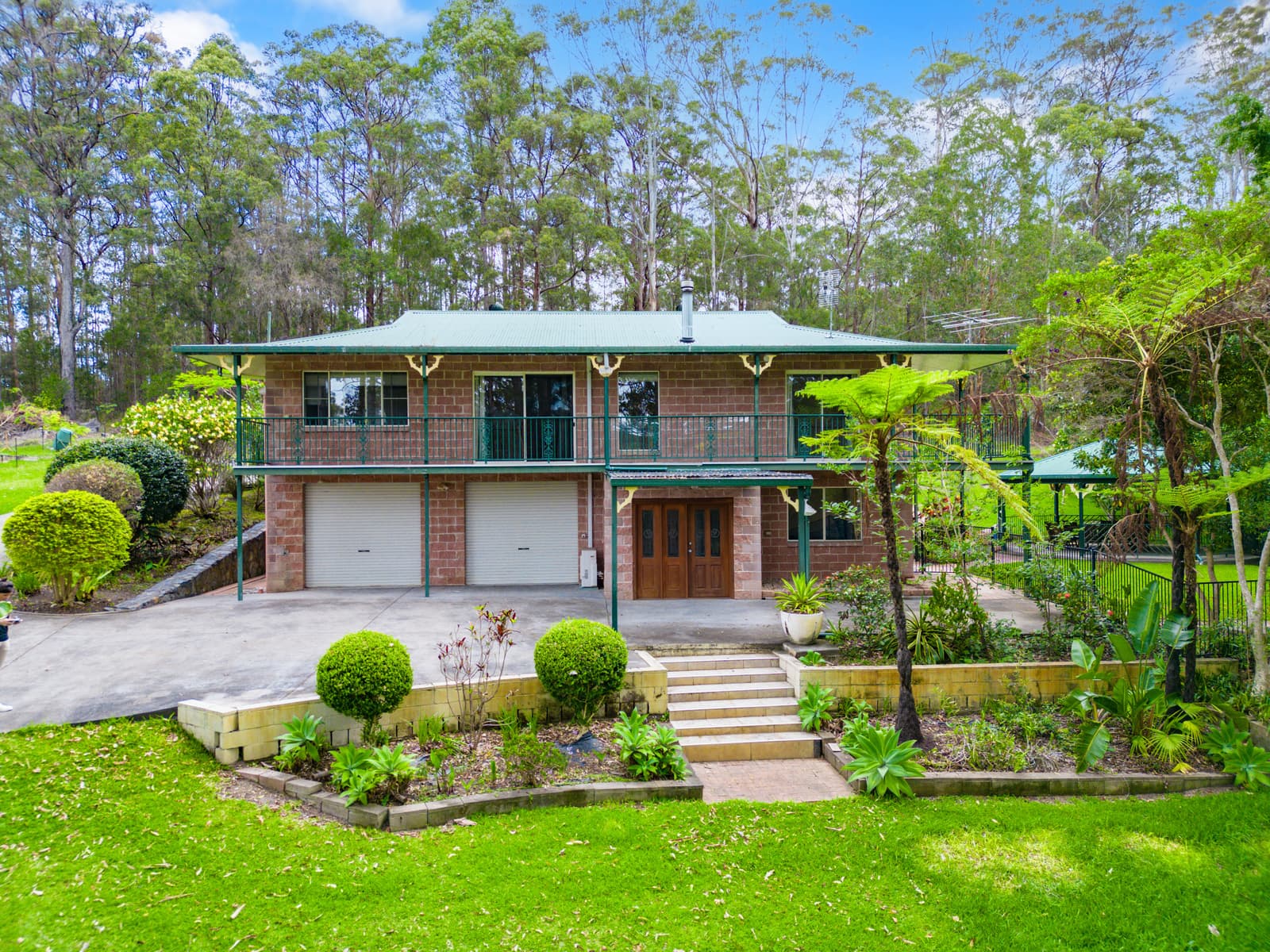 11 Colonial Court, Moonee Beach, Moonee Beach - Image 1