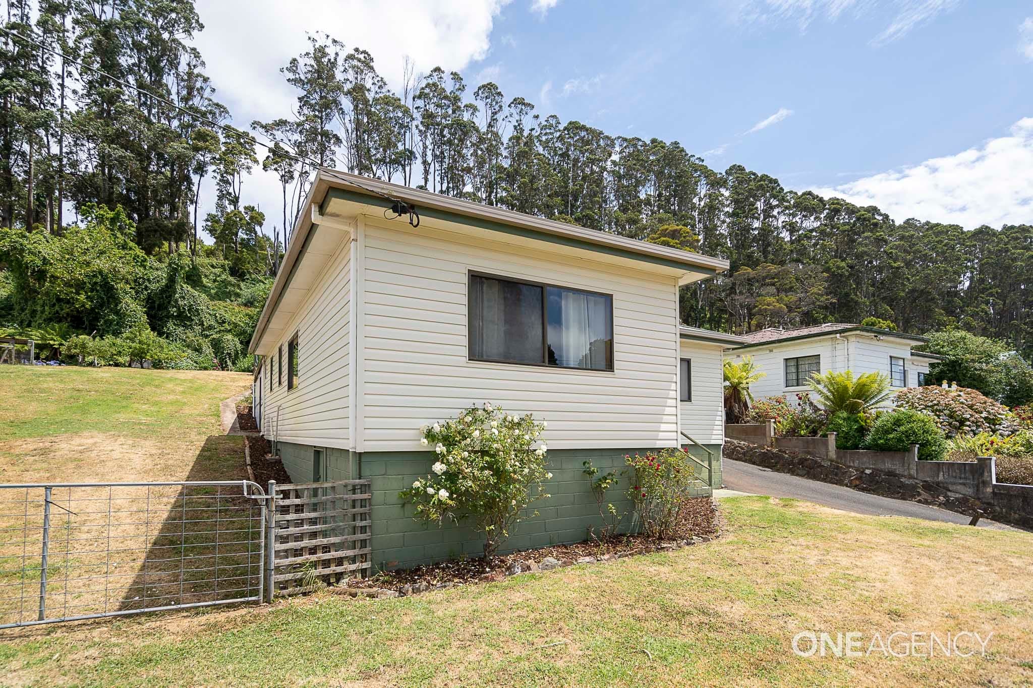 12 Old Surrey Road, Emu Heights, Emu Heights - Thumbnail 2
